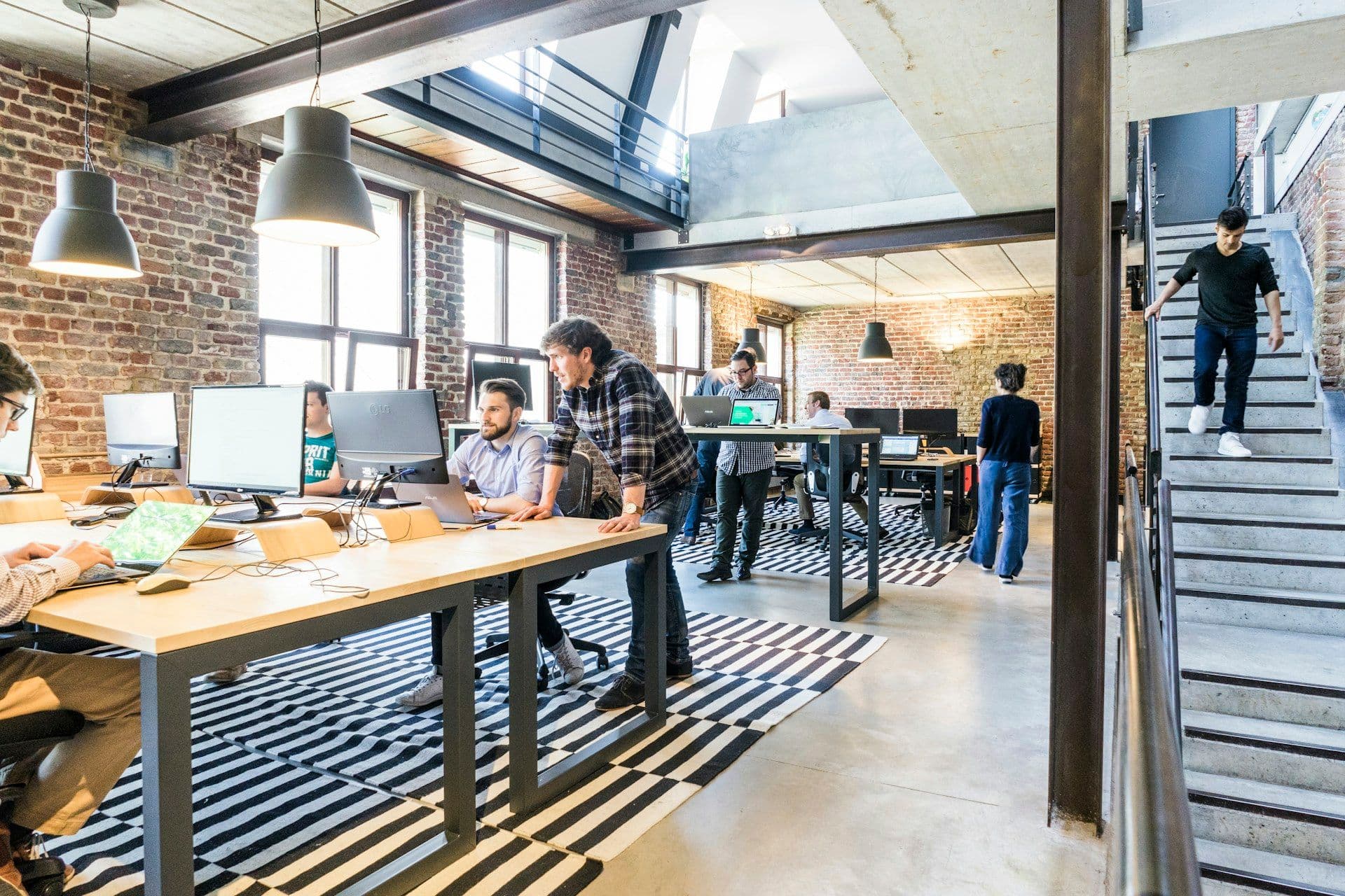 Featured image for From QuickBooks to AI: Why Startups Are Making the Switch in 2025